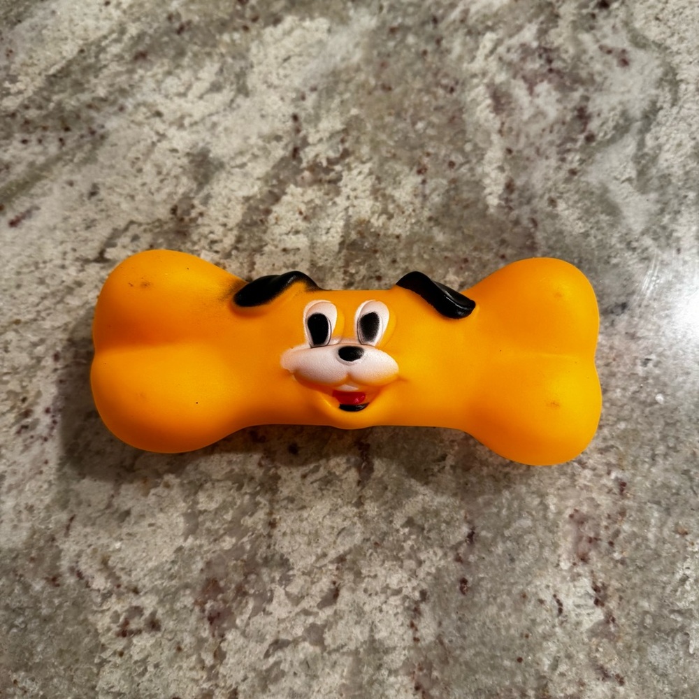 Vibrant Dog Toy Collection - Picture 9 of 9